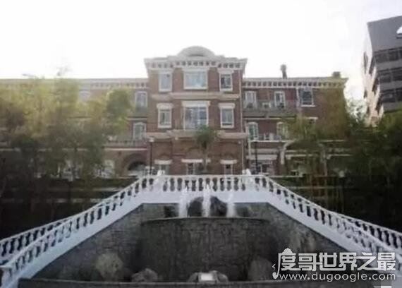 港大庄月明楼俯视图,看着十分诡异有着许多灵异传说
