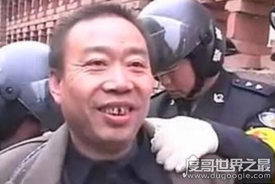 胡文海事件真相是什么,英雄不会杀无辜的妇女儿童