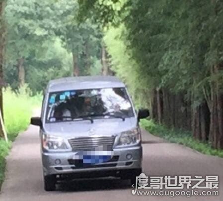 王源放学遭尾随大街上追赶，盘点王源私生饭事件