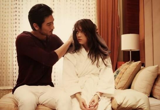 高以翔老婆照片，混血女友身高175厘米爱打篮球