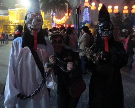 阴间锁魂黑白无常图片大全，一见生财天下太平