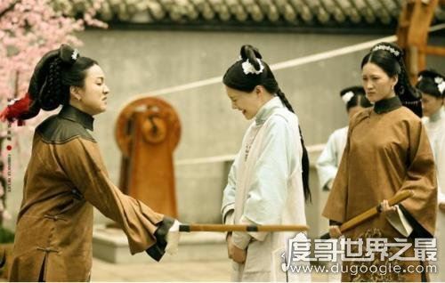 世界上对待女子的酷刑盘点，古代13种针对女性的变态刑罚