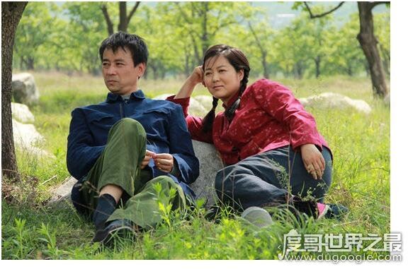 凤凰女是什么意思，指走出农村却保留农村思想的女人