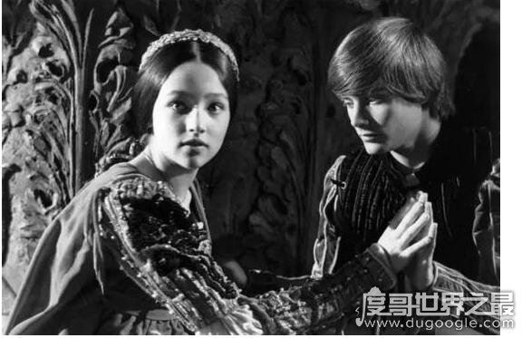 凤凰女是什么意思，指走出农村却保留农村思想的女人