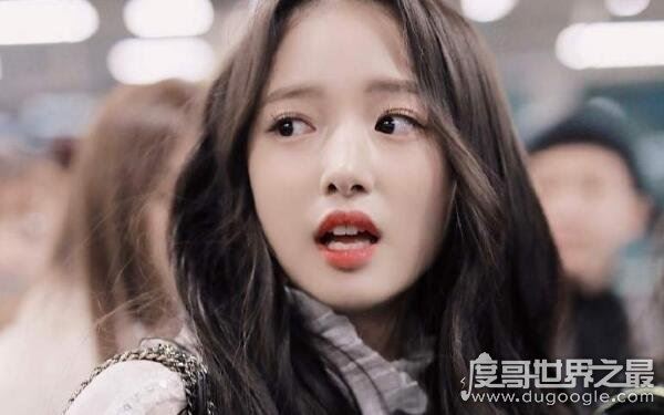 长相甜美引关注，陈昕葳年龄多大（网传19岁）