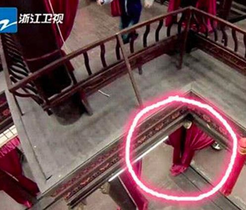 跑男灵异事件，节目录制意外拍到可怕的东西（似人似鬼）