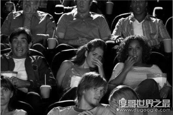 世界十大恐怖歌曲盘点,《妹妹背着洋娃娃》最恐怖(千万别一个人听)