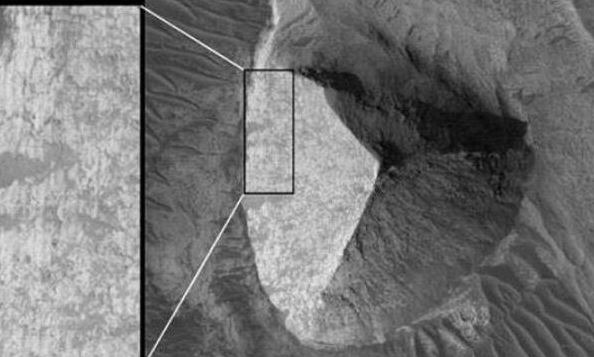 美国飞船传来的火星上的金字塔之谜（匪夷所思）