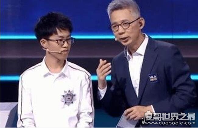 最强大脑郑林楷女朋友曝光，长相清纯可爱(两人身高一样)