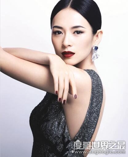 章子怡泼墨门事件真相,与女星赵欣瑜矛盾升级(被恶意报复)