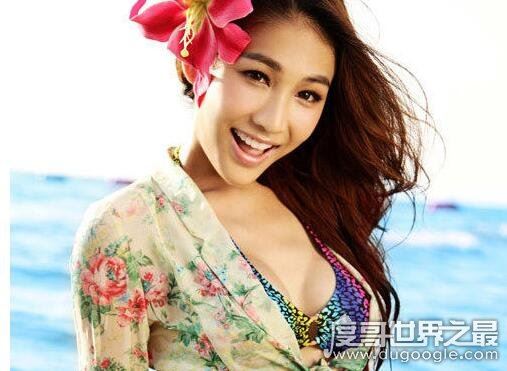 十大最美泰国人妖皇后，Yoshi获2018国际皇后小姐亚军