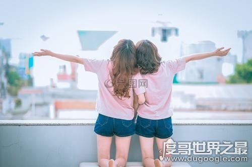 网络上拉拉是什么意思，代指女同性恋(中国古代称磨镜/对食)