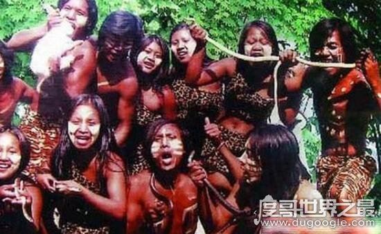世界十大奇异民族,奥坎基查尔族人皮肤竟是蓝色的