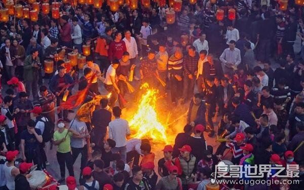 中国第一人口大省排名出炉,广东省拿下榜首(人口达1.13亿)