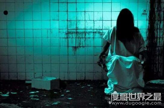 中国十大校园灵异事件集,隔壁寝室的半夜敲门声