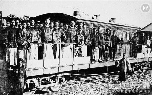 中国无产阶级最早诞生于19世纪45十年代，外资在华企业的剥削