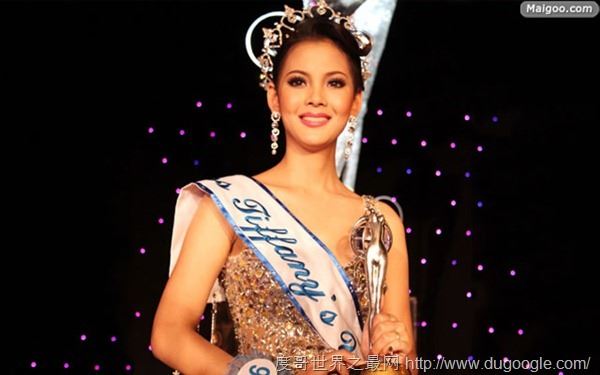 泰国人妖皇后排行榜,泰国最美人妖皇后rose和Poy最出名