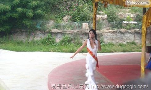 泰国人妖皇后排行榜,泰国最美人妖皇后rose和Poy最出名