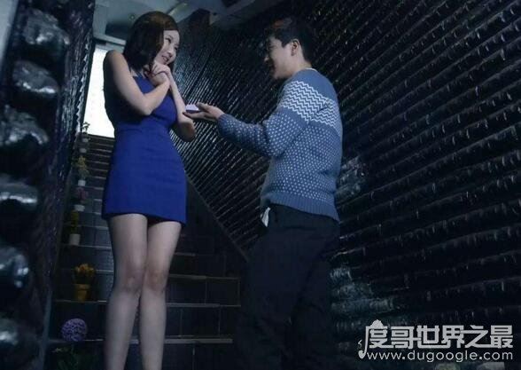 2017韩国电影隔壁的女孩解析，女主洪相熙身材爆炸(剧照)