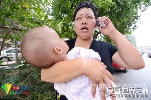 安徽阜阳大头娃娃事件，无良商家生产劣质奶粉害死无辜婴儿