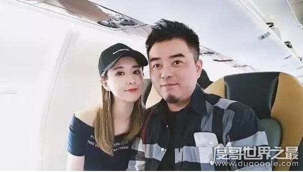 薇娅整容前后照片对比,和年轻时没太大变化(并未整容)