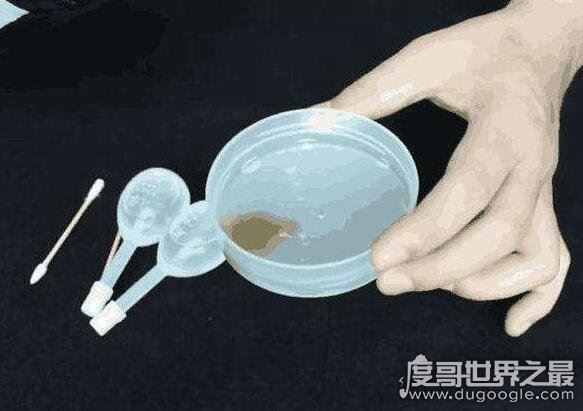 用开塞露擦脸有什么效果，有保湿/除皱的功效(有2点需注意)