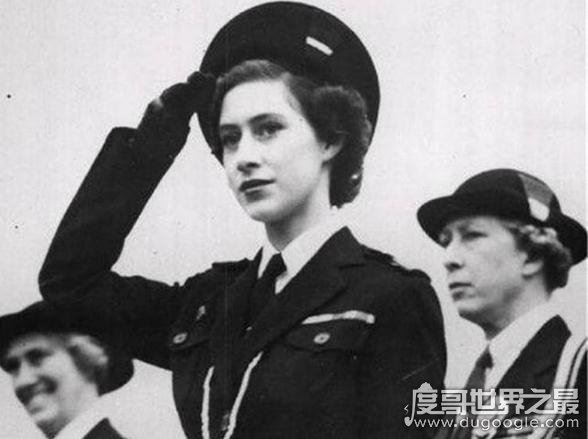 英国女王伊丽莎白二世，优雅了一辈子(骨子里的高贵与典雅)