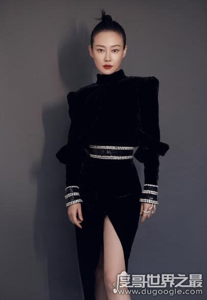 《我不是药神》谭卓八卦盘点，性感女神在线跳钢管舞(血槽已空)