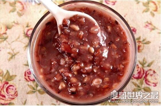 八宝粥的配料是哪八样,不同地区搭配不同(一般是米搭配各种豆子)