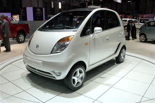 世界上最便宜的汽车多少钱，印度塔塔NANO售价1.7万人民币
