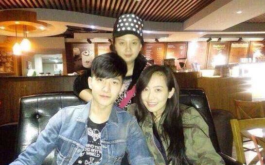 杨洋的女朋友叫什么，杨洋初恋李沁姐弟恋宋茜