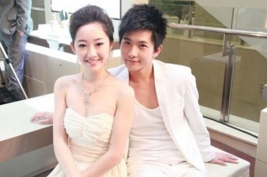 杨洋的女朋友叫什么,杨洋初恋李沁姐弟恋宋茜