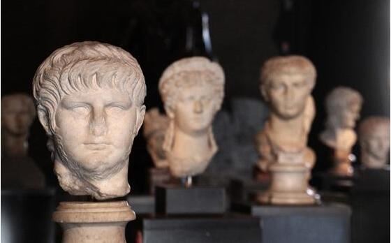 古罗马暴君尼禄，弑母杀妻做尽天怒人怨的丑事