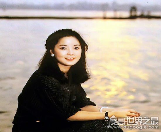 揭秘邓丽君死亡真相，一代歌后疑似死于吸毒