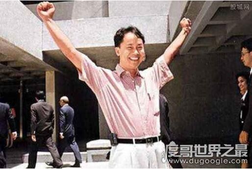 香港张子强老婆罗艳芳，获得5亿财产带2个孩子过隐居生活