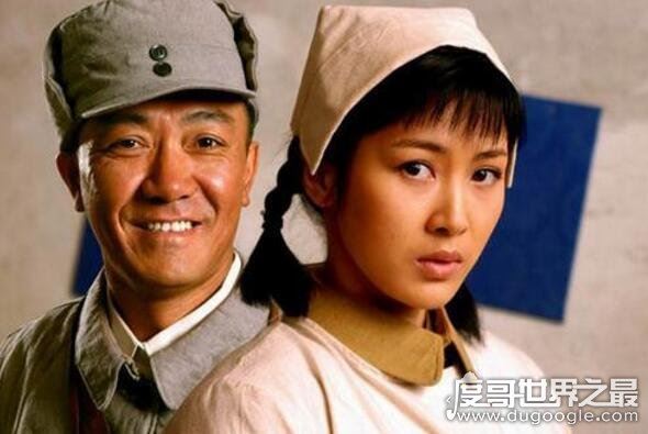 铁血英雄李云龙的原型是谁,中将王近山(打仗泡妞一个样)