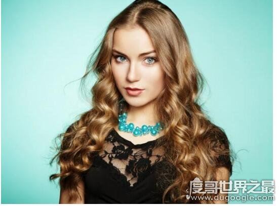 头发少适合什么发型，这些发型让你的头发看起来有密又漂亮