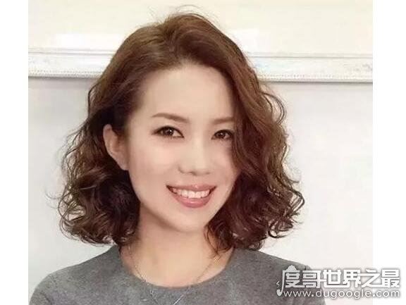 头发少适合什么发型，这些发型让你的头发看起来有密又漂亮