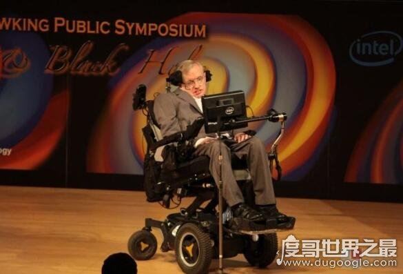 霍金的成就和贡献被严重夸大，只是被包装成伟大的科学明星