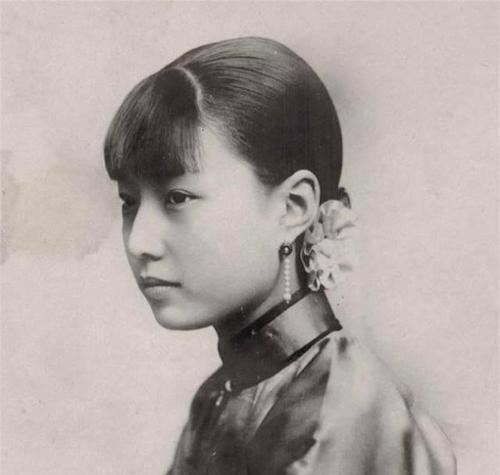 孟小冬照片灵异事件,杀人无数的一张照片(杜月笙太太)