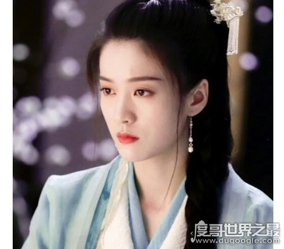 白发皇妃结局，原著中容齐和漫夭都死了(后来漫夭魂穿复活了)