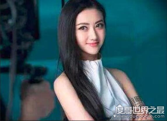 网传景甜家世背景显赫，本尊亲自回应称父母都是普通职工