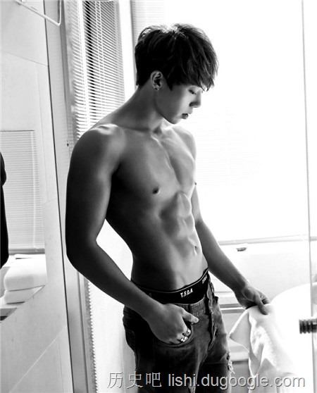 韩国十大最性感的健美帅哥，Rain只能排在第八位
