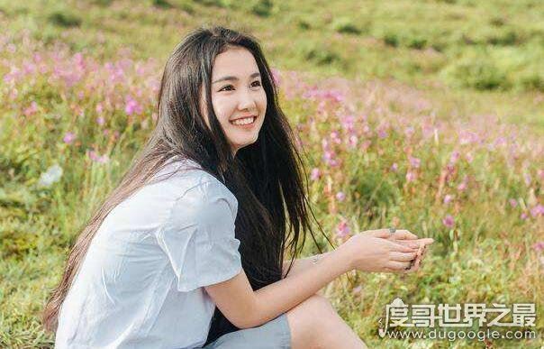 十二星座谁是学霸女神前五名，天蝎女排首位(看看你上榜没)