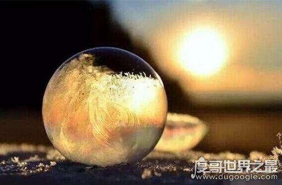 世界上最奇特的物质现象，热水比冷水更快结冰的姆潘巴现象