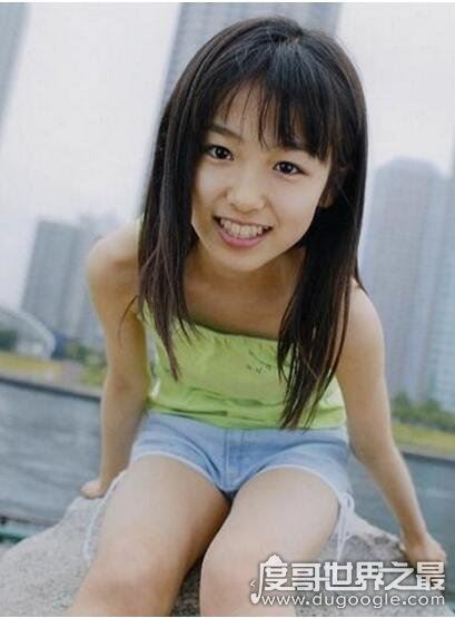 2017十大日本萝莉女优排行,小池里奈出道时仅11岁(组图)