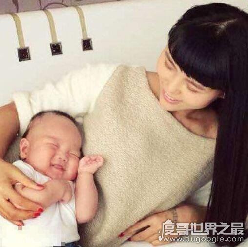 王迅前妻魏臻字字泣血，抛弃糟糠之妻婚内出轨90后