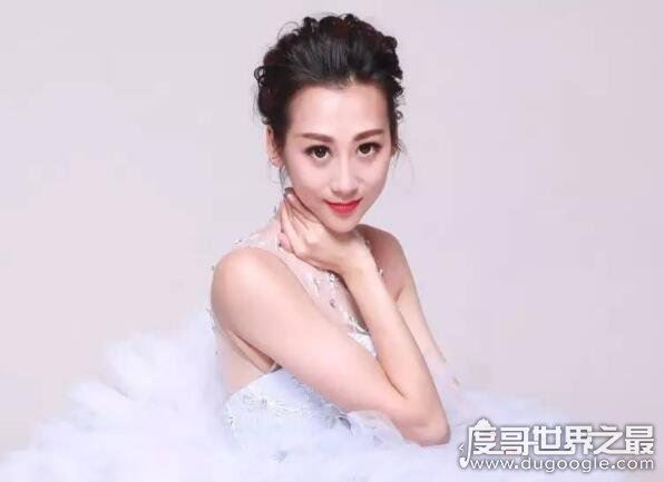 陈浩民老婆蒋丽莎5年剖腹生4胎，月子都没做过(后遗症非常大)