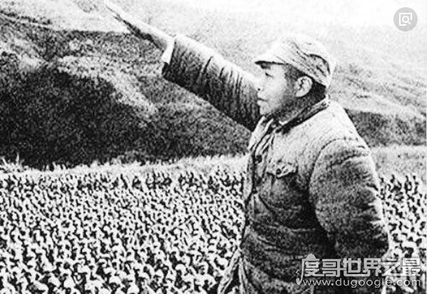 中国十大元帅排名顺序由来，平衡军内派系(国军将领均未授予)