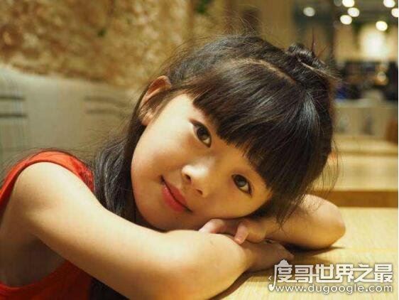 童星王亭文死的现场，mini赵丽颖出道即红导致被死亡